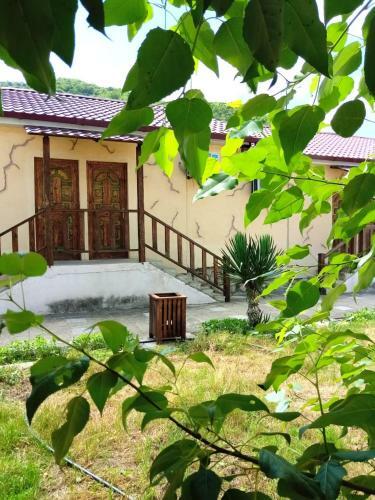 Hostal Menua Resort