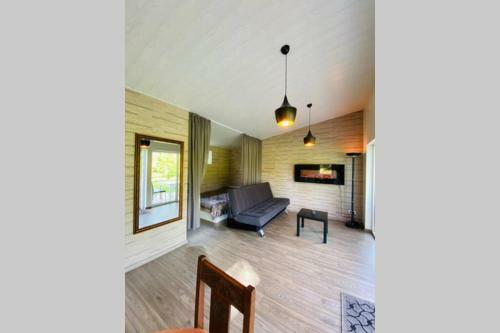Cabin By The River Dubysa!