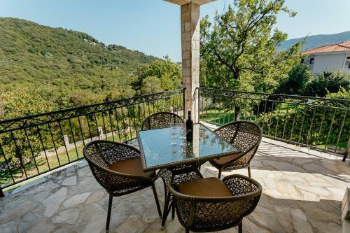 Villa Olive Hill