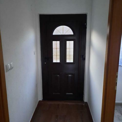 Holiday Apartman Ravna Dolina