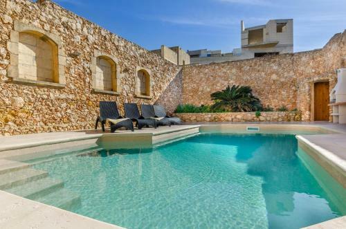 Villa The Grand Authentic House With Private Pool