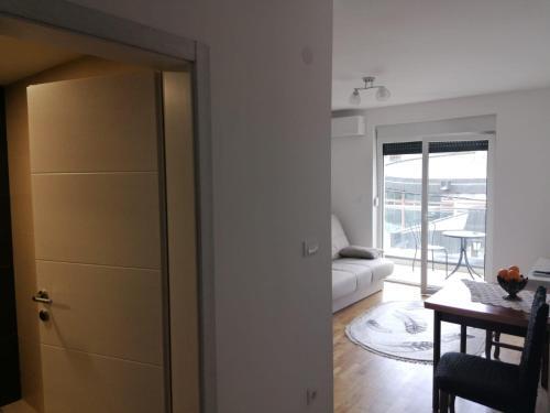 Apartamento ?iri? Komfor 1