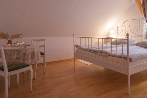 Bed & Breakfast Miodowa Kolonia