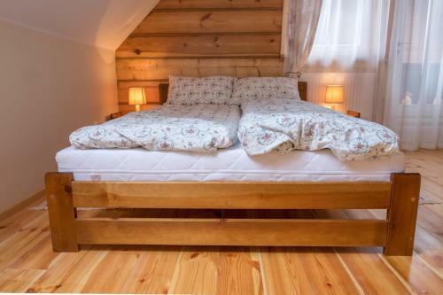 Bed & Breakfast Miodowa Kolonia