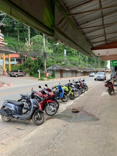 Hostal Buakum Resort (river)