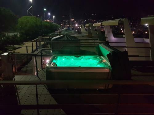 Apartamento Matorin Floatinghouses