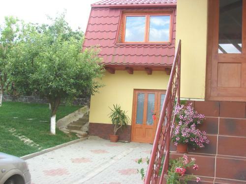 Casa Dintre VII