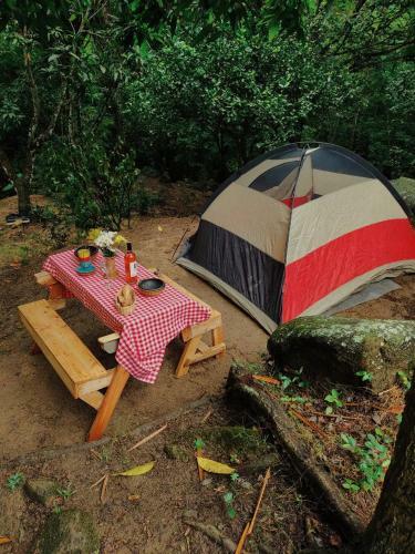 Lodge Hostal Dos Quebradas