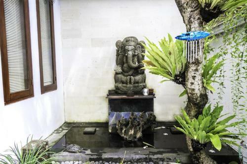 Sharai Paradise Villa