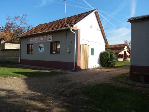 Turul Guesthouse And Camping
