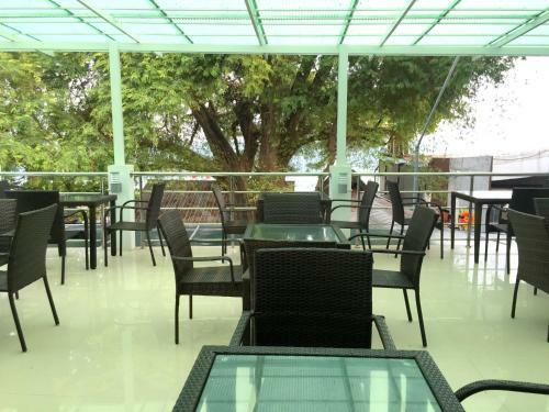 Hotel Sea Breeze Bungalow