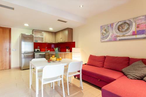 Sea & Beach Lloret Apartments