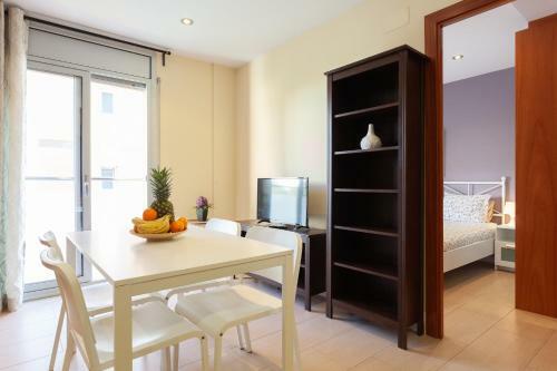 Sea & Beach Lloret Apartments