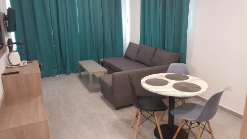 Manoli Apartments