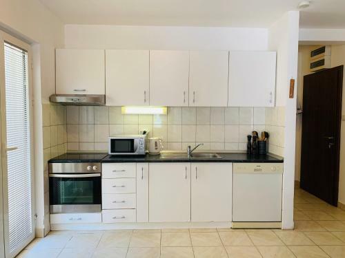 Kotor Muo Apartments A1