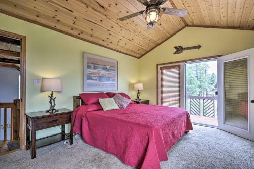 Charming Overgaard Home With Fire Pit And Games!