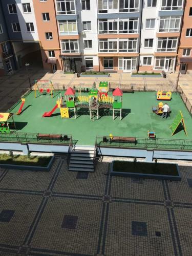 Luxury Apartments Melnyka 10