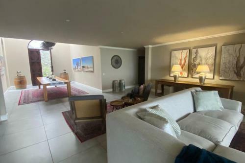 Van Aardtspos Guest House