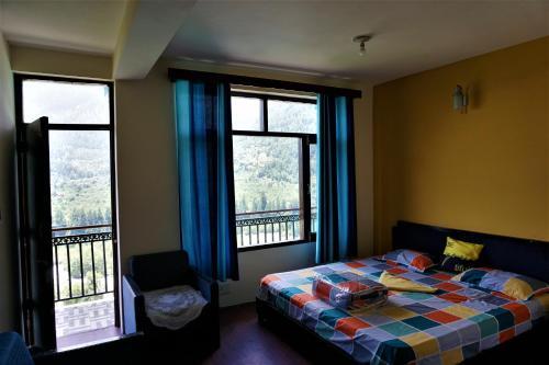 Bed & Breakfast Himalayan View (rooms And Rooftop Cafe)