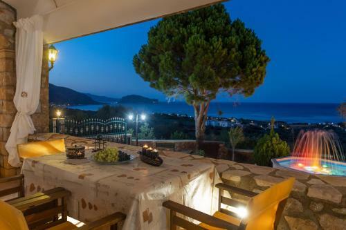 Villa Avlos