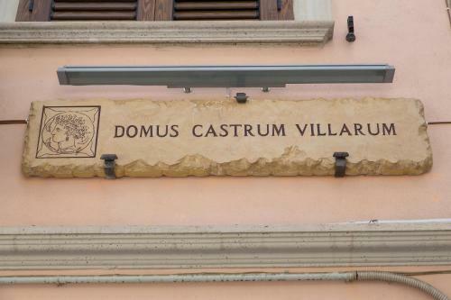 Domus Castrum Villarum B&B