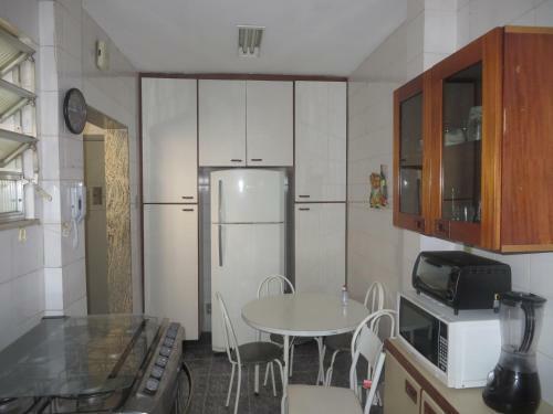 Apartamento Espa�o Copacabana Comfort Two Bedrooms