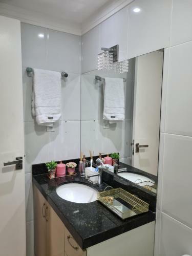 Apartamento Condom�nio Taroa