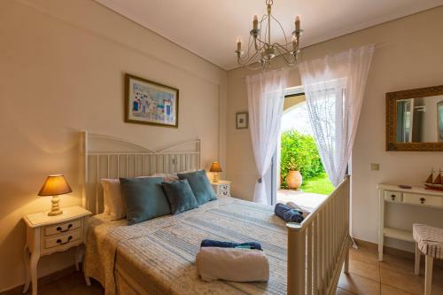 Blue Marine Seaside Luxury Apartment