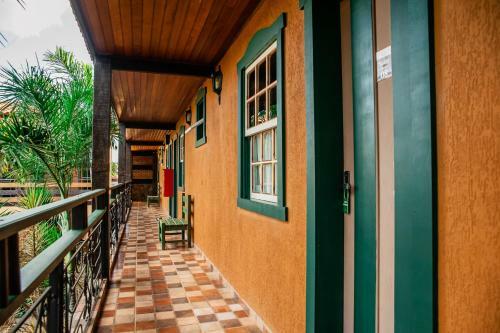 Hostal Tiradentes Village