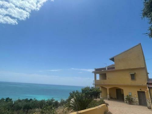 Apartamento Villa Yellow House