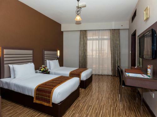 Florida International Hotel