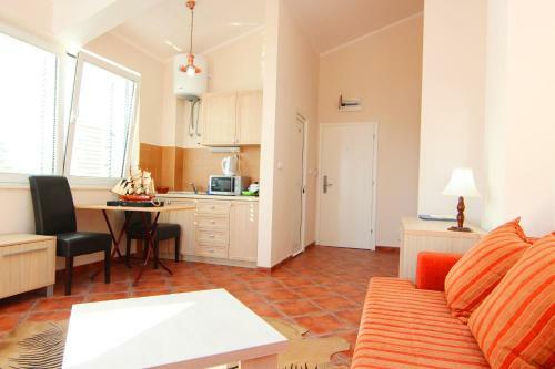 Mila & Aleksandr Apartments