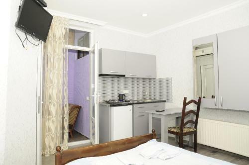 Hostal Riverside