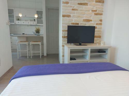 Apartments Ema Near Beach