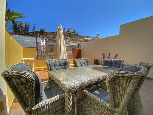 Los Cristianos 3 Bed Luxurious Villa