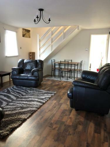 Spacious 2 Bedroom House