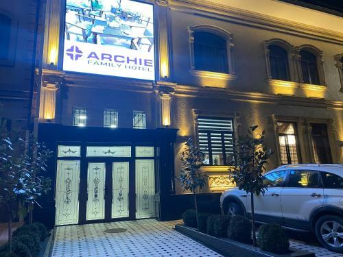 Archie Family Hotel