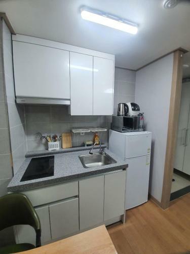 Marina Residence Hotel