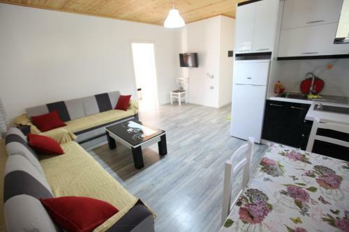 Apartamento Vila Riza Veliu