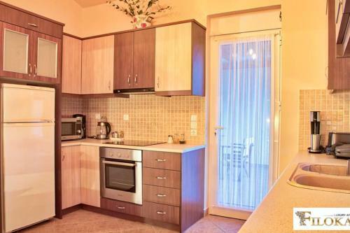 Filokalia 3 - Vacation House With Sea View