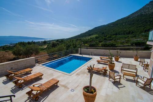 Villa Nikola - Big Terrace Apartments
