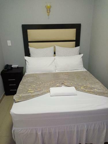 Hostal Emirates Garden Lodge