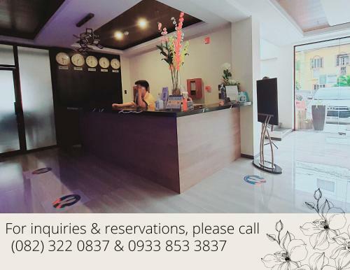 Hotel Fair Crown Suites