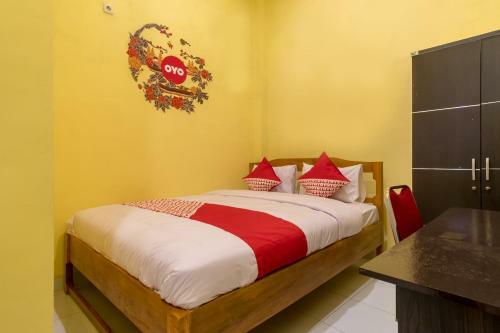 Hotel Oyo 447 Hutasimo Residence