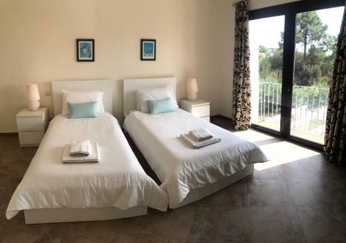 Stunning Family Friendly Villa In Monte Mayor