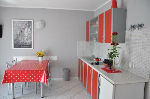 Apartment Red