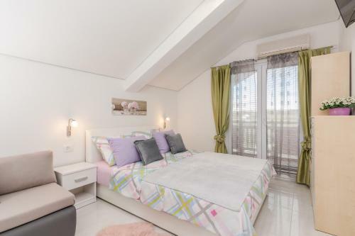 Villa Flora Maris Apartments