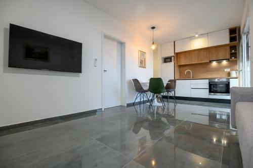 Luxury Apartments Leonika