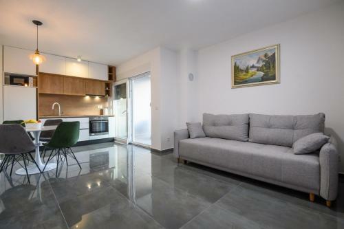 Luxury Apartments Leonika