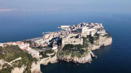 Brezza Di Mare Gaeta B&B